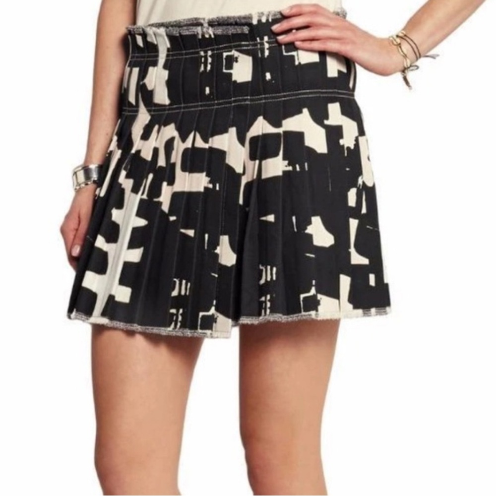 Isabel Marant Black and Cream Mini Skirt